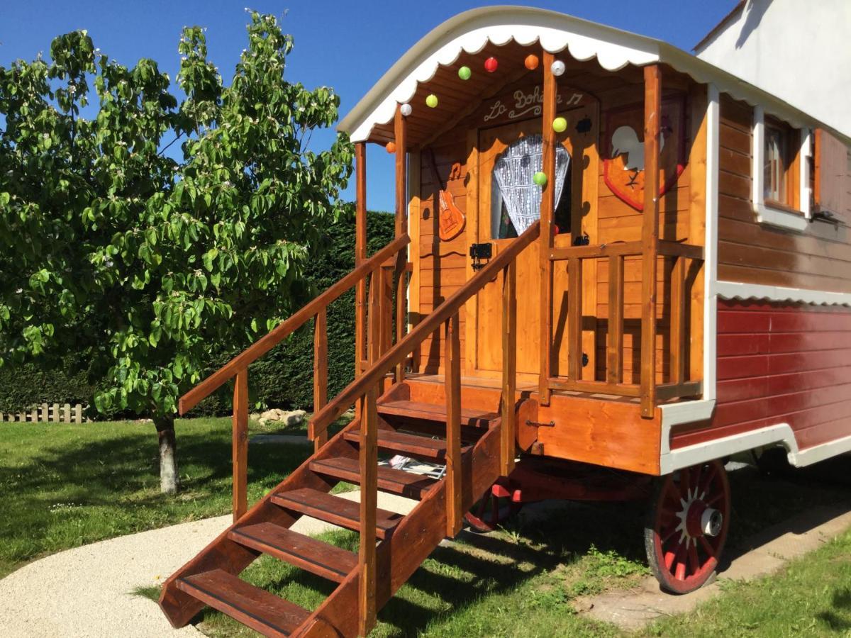 Chambres Et Roulotte De La Gentilhommiere Chazey-sur-Ain Екстер'єр фото